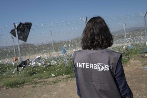 Copertina del progetto Emergenza Profughi
